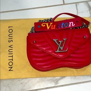 Louis Vuitton PM New Wave Bag in Red like new